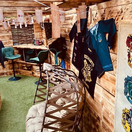 Sherwood Castle By Liv Retreats Nottingham Room photo